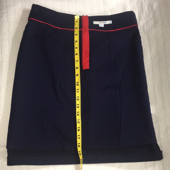 BODEN Embroidered Skirt - Picture 4 of 11